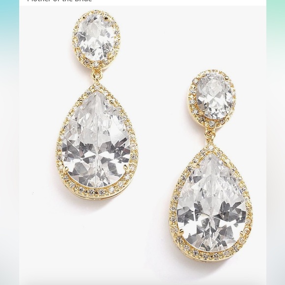 Mariell - NWT - Cubic Zirconia Tear-Drop dangle Earrings - Picture 10 of 10